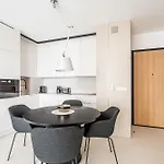 P&o Serviced Towarowa Square Apartmán Varšava