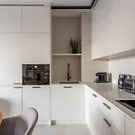 Apartmán P&o Serviced Towarowa Square Varšava