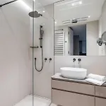 P&o Serviced Towarowa Square Apartment