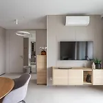 P&o Serviced Towarowa Square Apartment