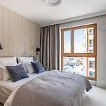 Apartment P&o Serviced Towarowa Square *