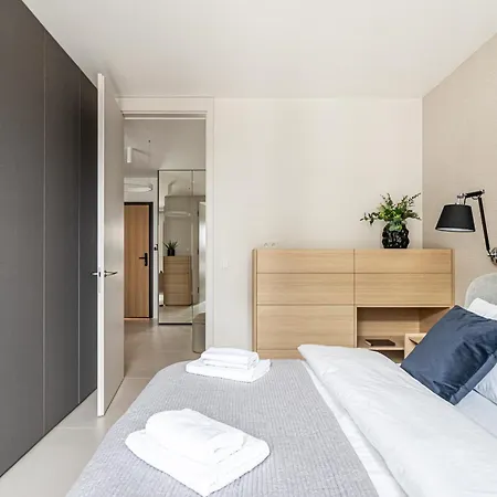 Apartment P&o Serviced Towarowa Square Warschau
