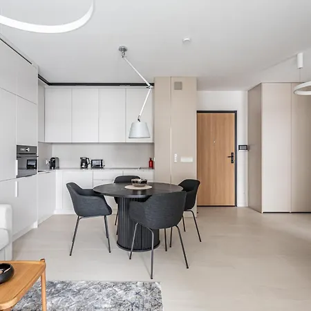 Apartment P&o Serviced Towarowa Square *