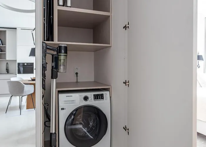 P&o Serviced Towarowa Square Apartment *