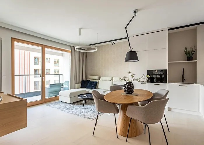 P&o Serviced Towarowa Square Apartment *