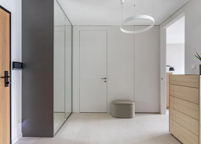 P&o Serviced Towarowa Square