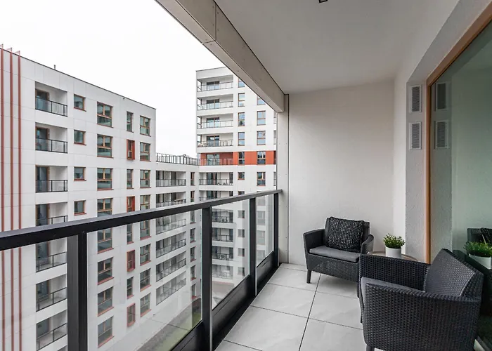 P&o Serviced Towarowa Square Apartman