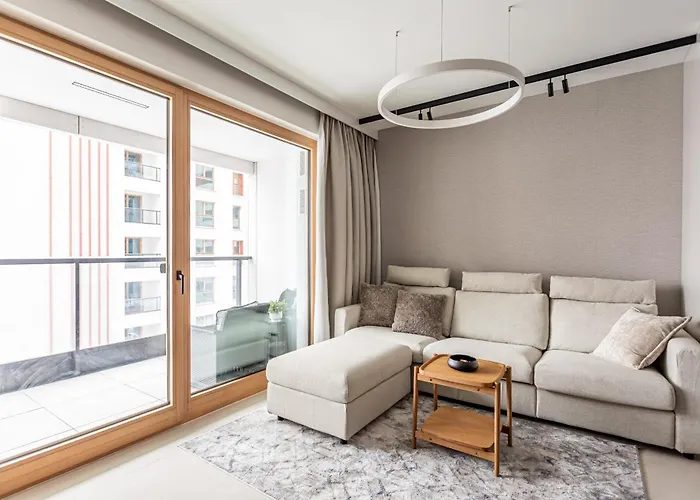 P&o Serviced Towarowa Square Apartman