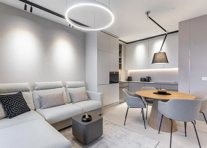 P&o Serviced Towarowa Square * Varšava